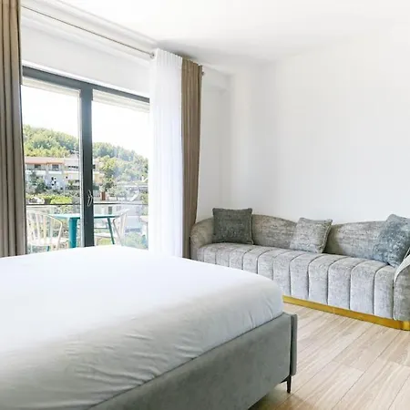 Ama's 2 - Parking, Sea View & Kitchen Appartamento