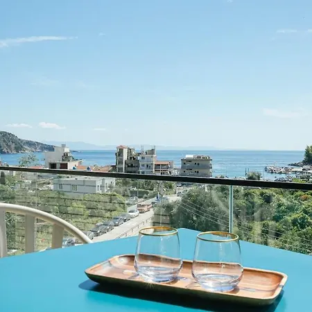 Ama's 2 - Parking, Sea View & Kitchen