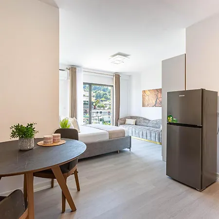 Ama's 2 - Parking, Sea View & Kitchen Daire