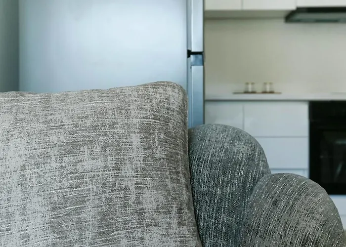 Ama's 2 - Parking, Sea View & Kitchen